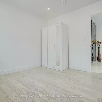326, McConvey, Crosby, Richmond Hill