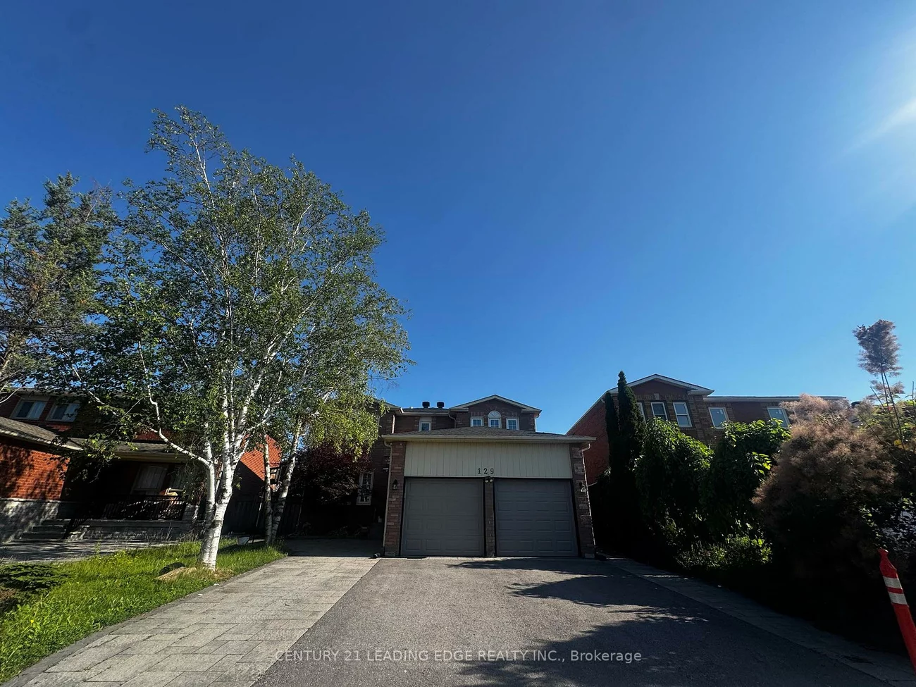 129, Bernard, Devonsleigh, Richmond Hill