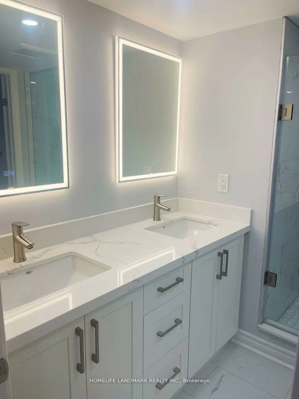 21, Weekes, Oak Ridges, Richmond Hill