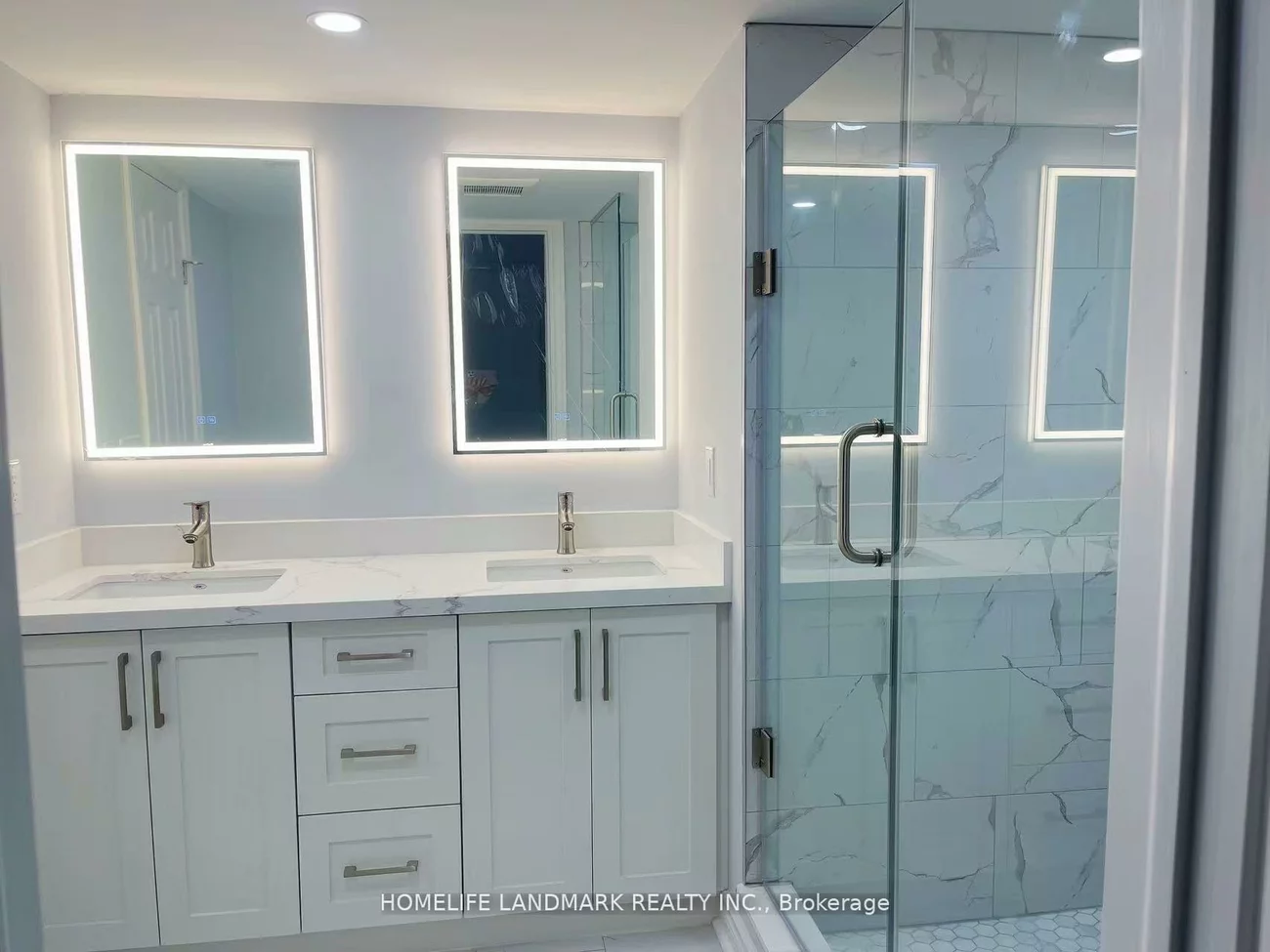 21, Weekes, Oak Ridges, Richmond Hill