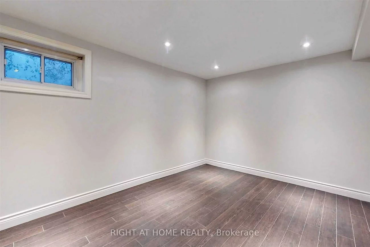 54, Penwick, North Richvale, Richmond Hill