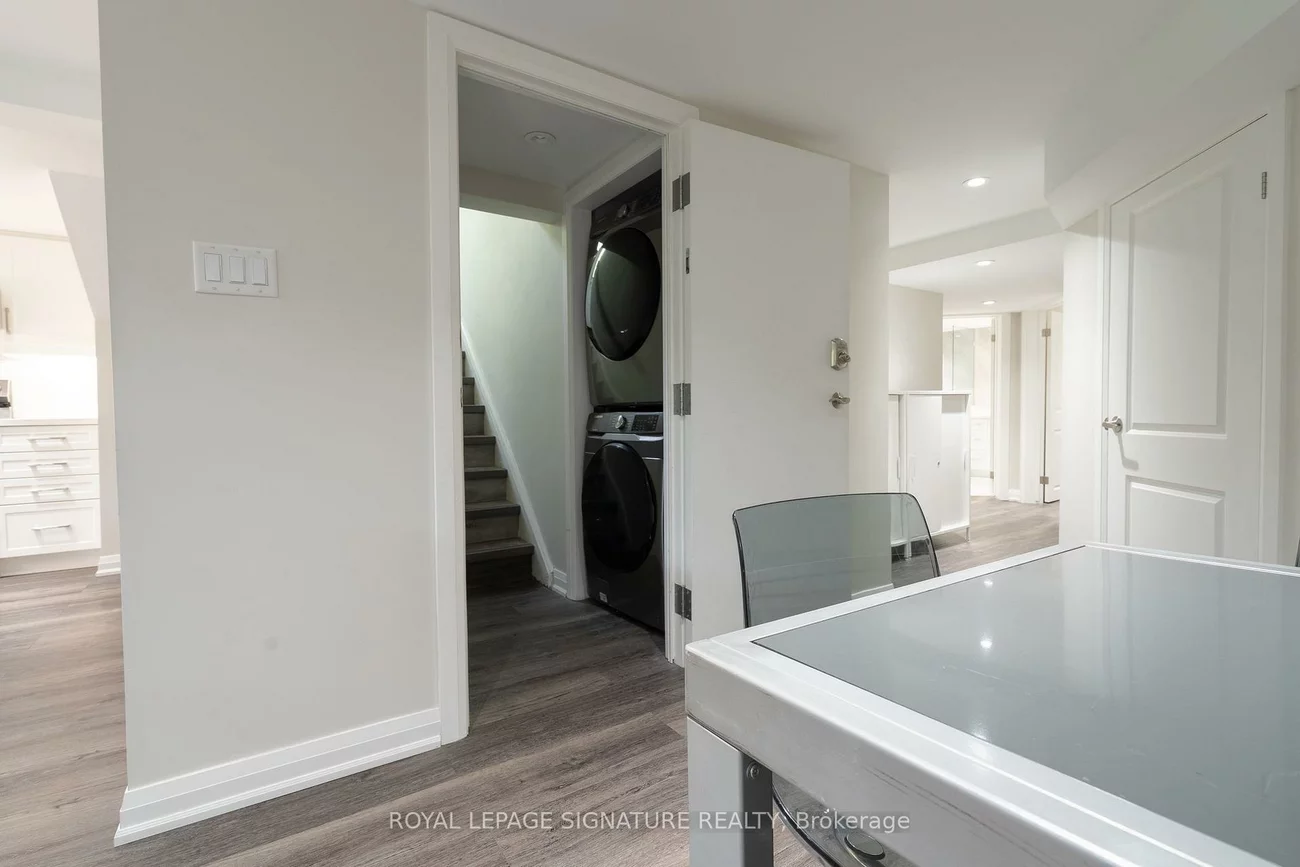 305, Blue Grass, Crosby, Richmond Hill