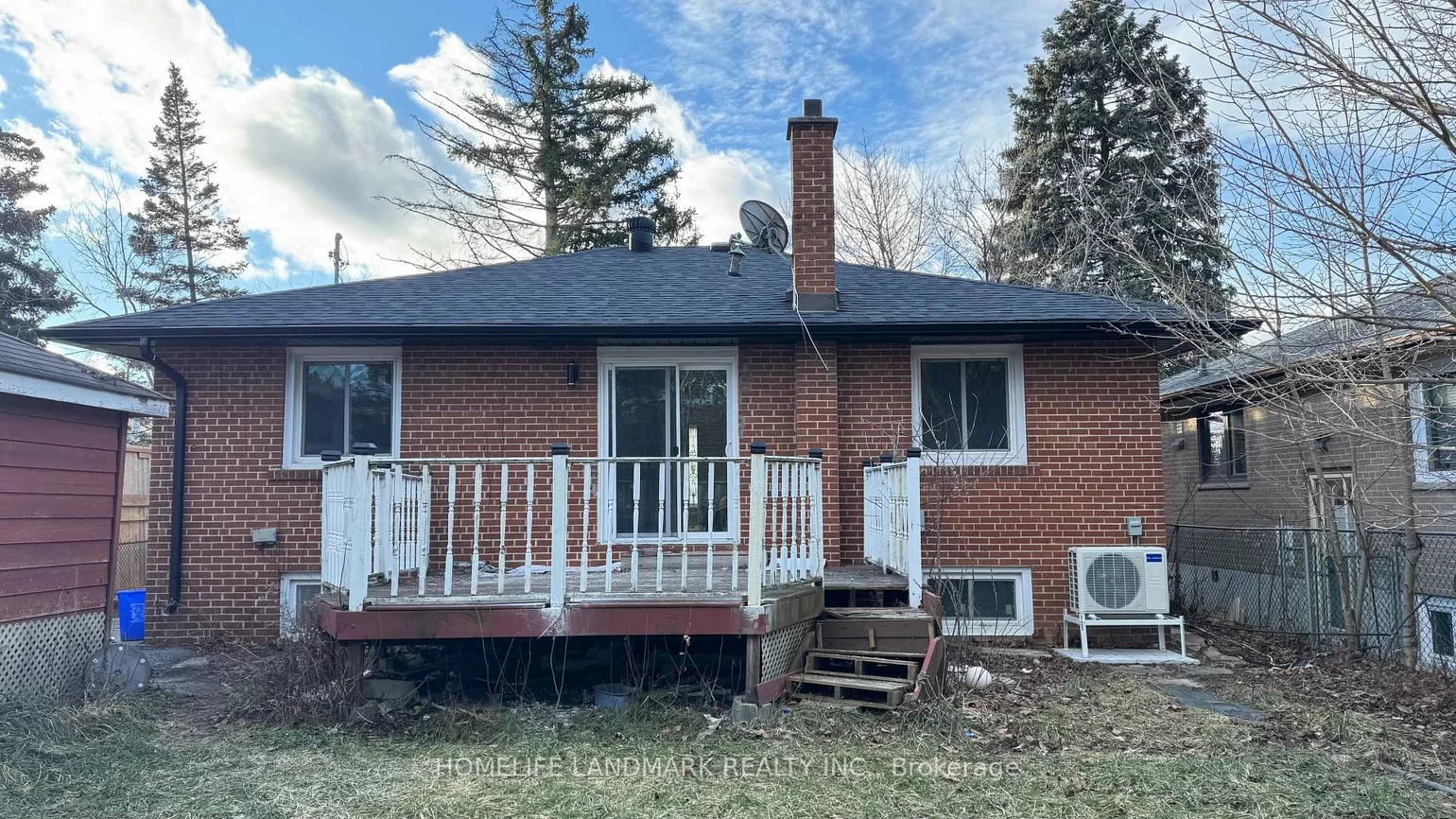 95, Sussex, Crosby, Richmond Hill