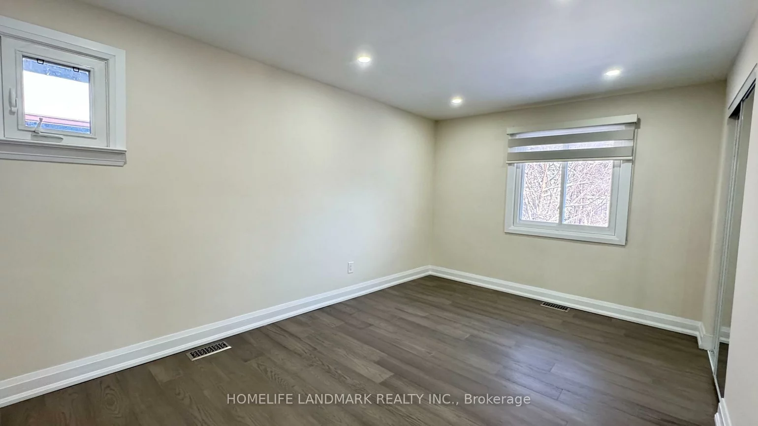 95, Sussex, Crosby, Richmond Hill