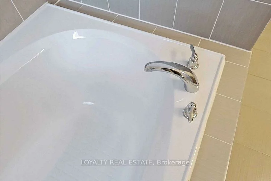 11, Mayapple, Oak Ridges, Richmond Hill