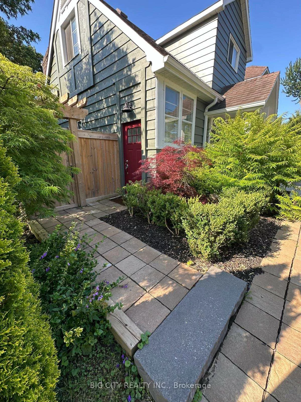 94, Wright, Mill Pond, Richmond Hill