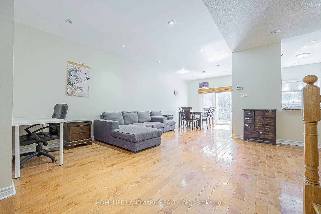 38, Romance, Rouge Woods, Richmond Hill