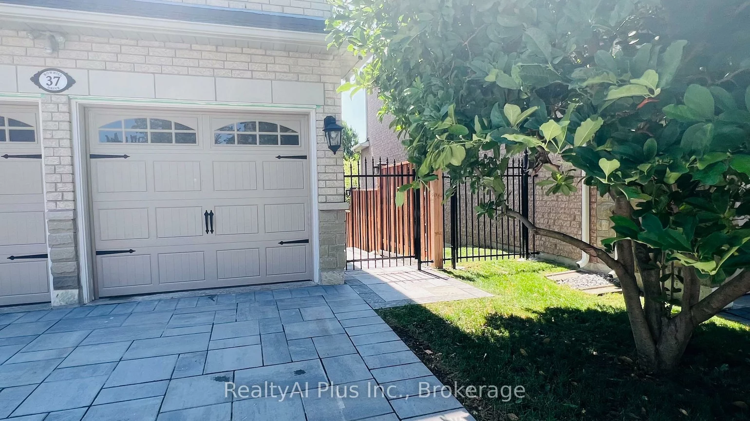 37, Bowhill, Bayview Hill, Richmond Hill