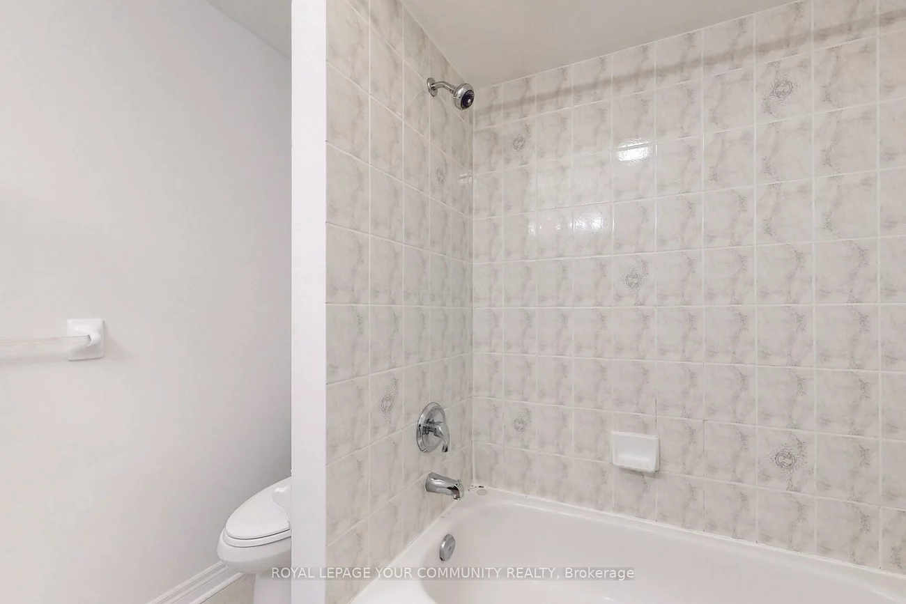 39, Lark, Devonsleigh, Richmond Hill