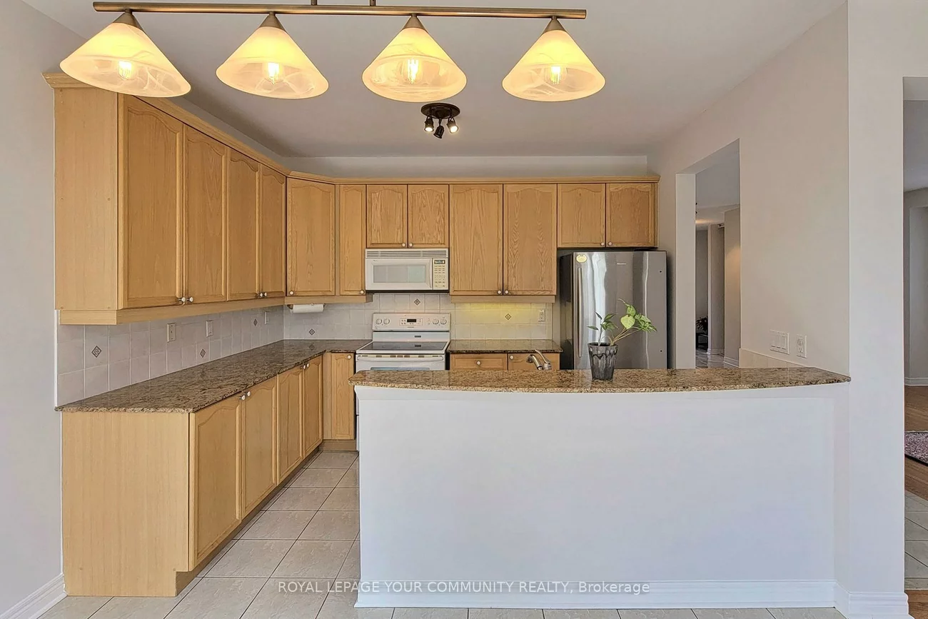 39, Lark, Devonsleigh, Richmond Hill