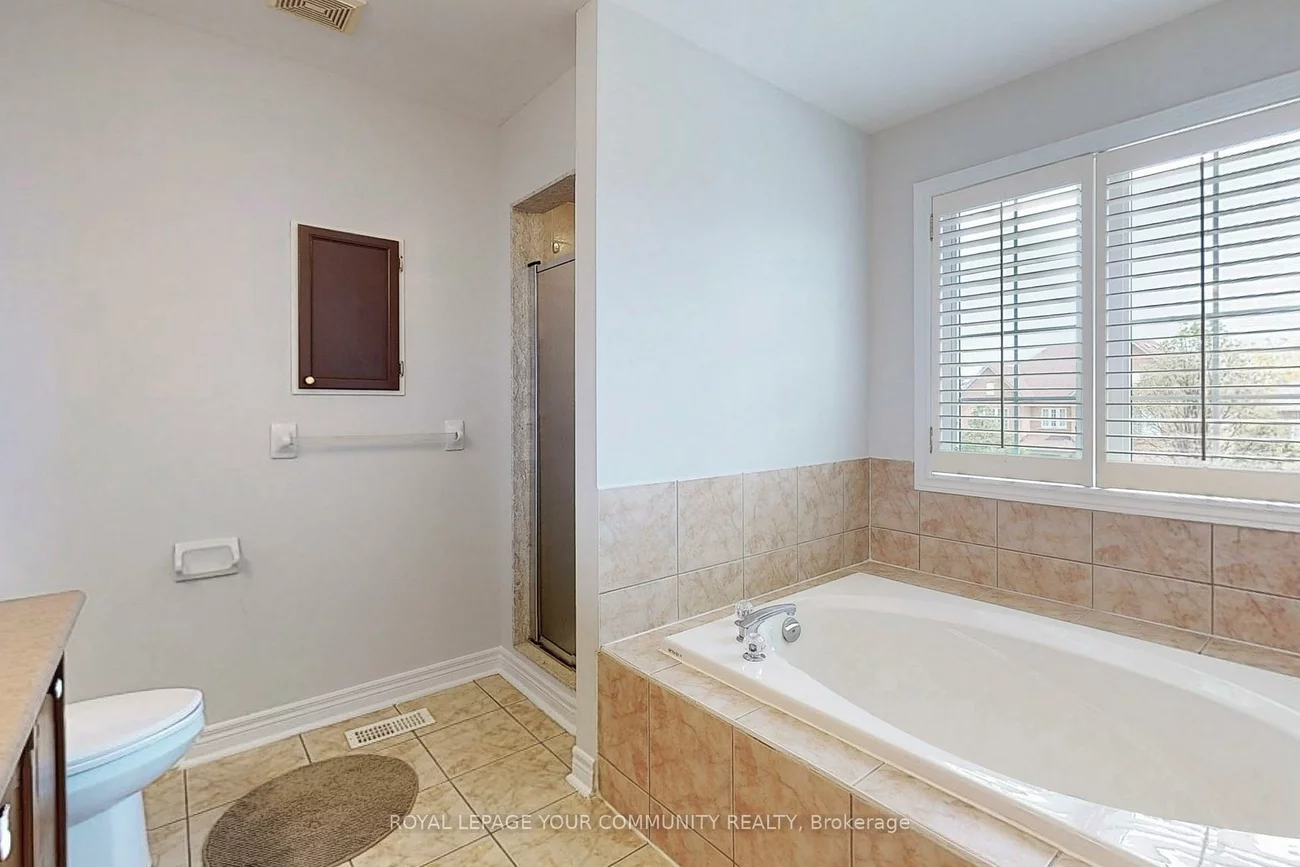 39, Lark, Devonsleigh, Richmond Hill