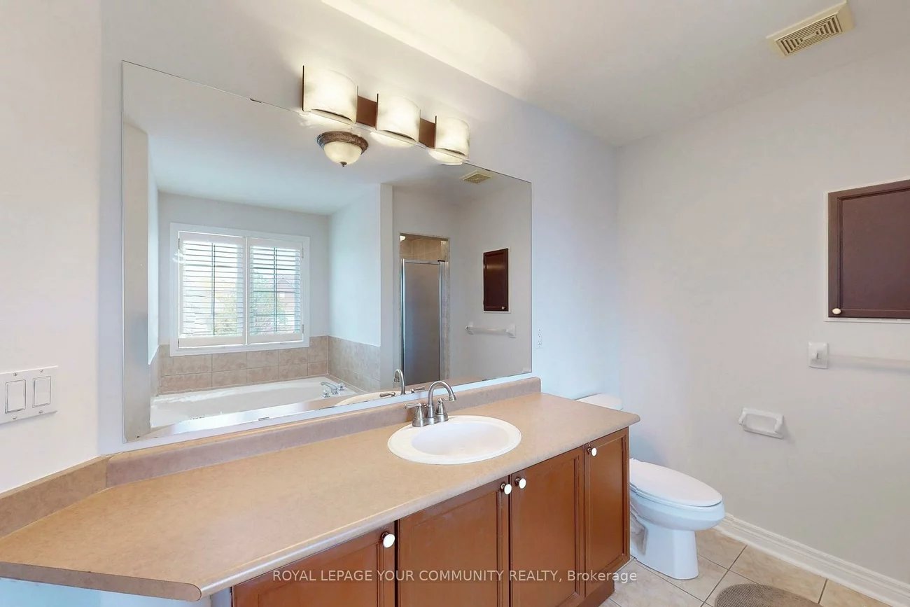 39, Lark, Devonsleigh, Richmond Hill