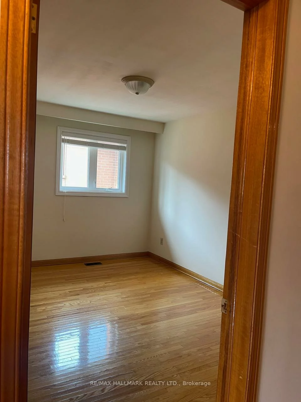 227, Elgin Mills(MAIN FLOOR), Mill Pond, Richmond Hill