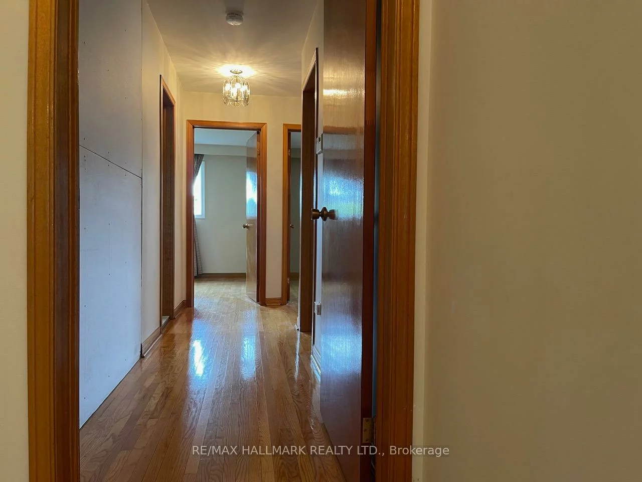 227, Elgin Mills(MAIN FLOOR), Mill Pond, Richmond Hill