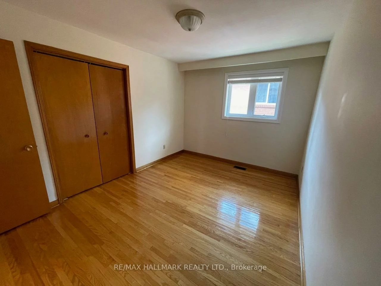 227, Elgin Mills(MAIN FLOOR), Mill Pond, Richmond Hill