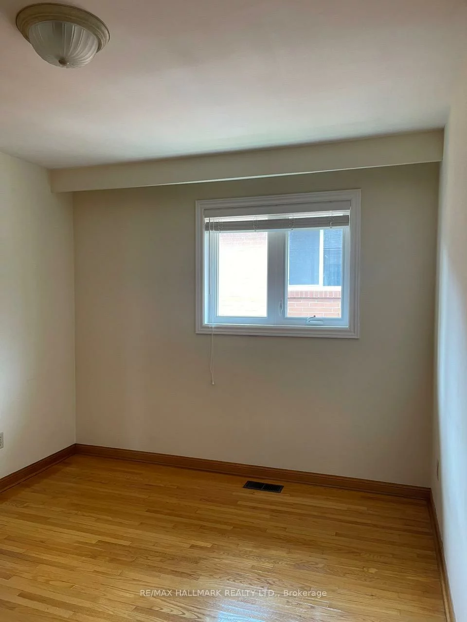 227, Elgin Mills(MAIN FLOOR), Mill Pond, Richmond Hill