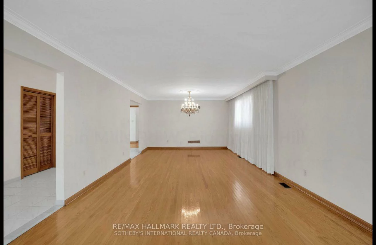 227, Elgin Mills(MAIN FLOOR), Mill Pond, Richmond Hill