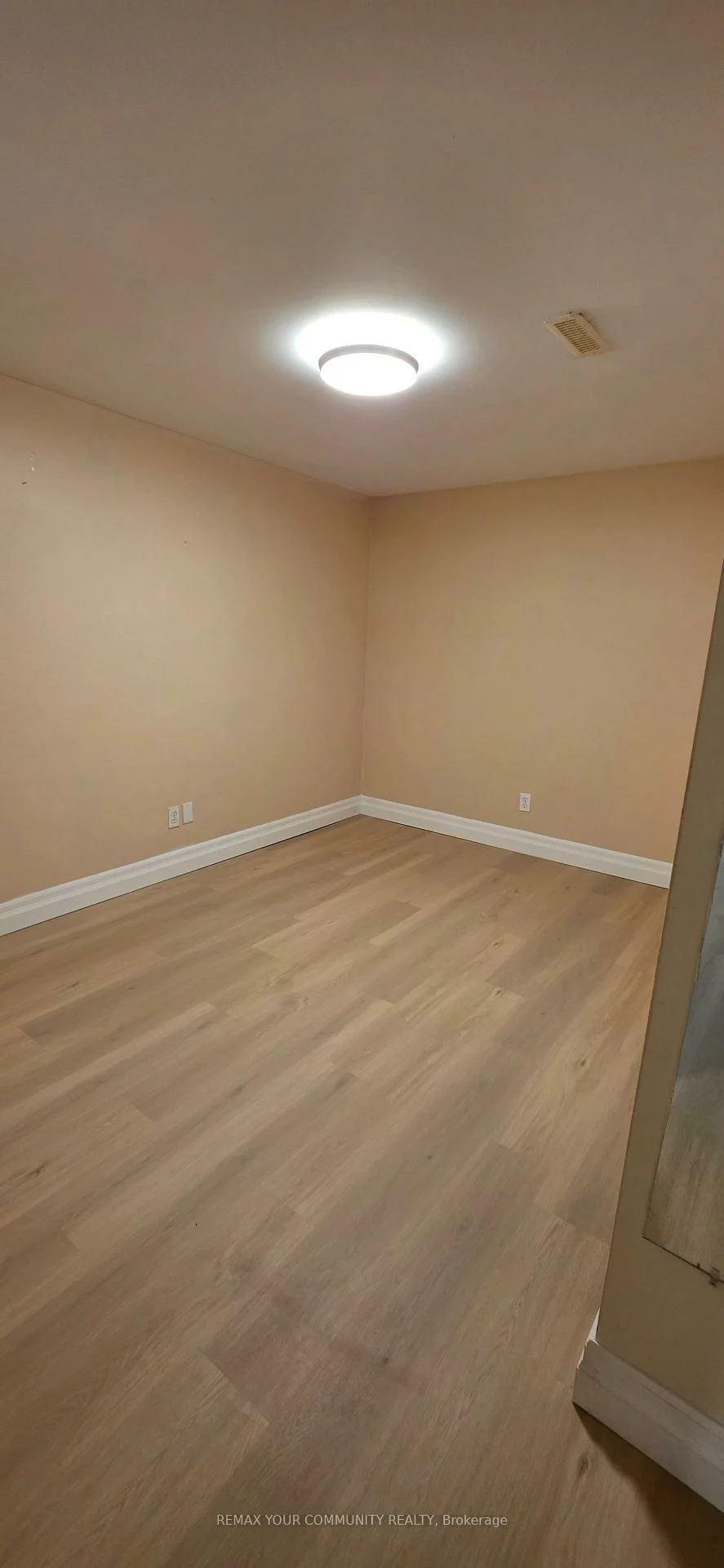 7, Miles, North Richvale, Richmond Hill