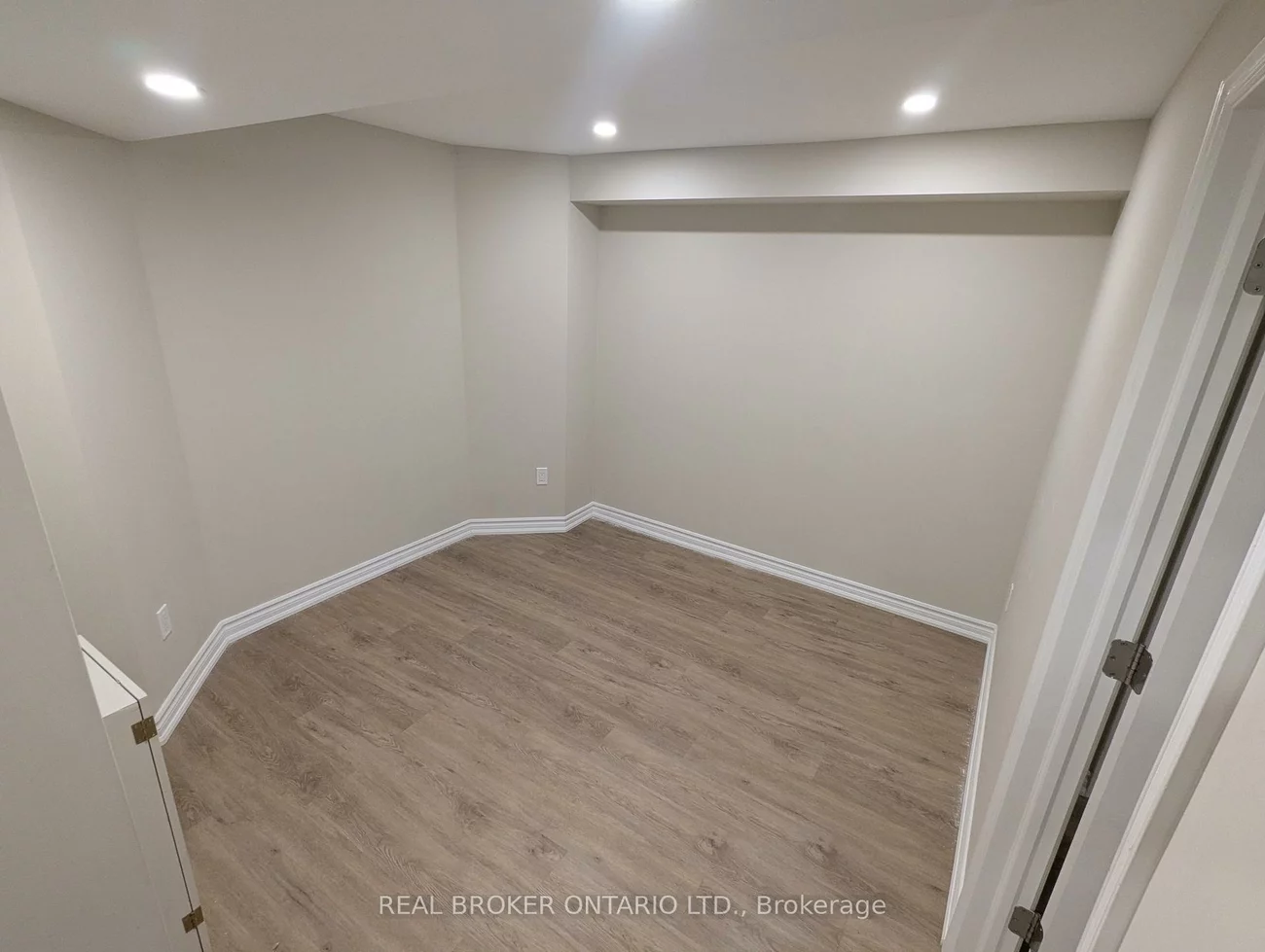 37, Hubner, Oak Ridges, Richmond Hill