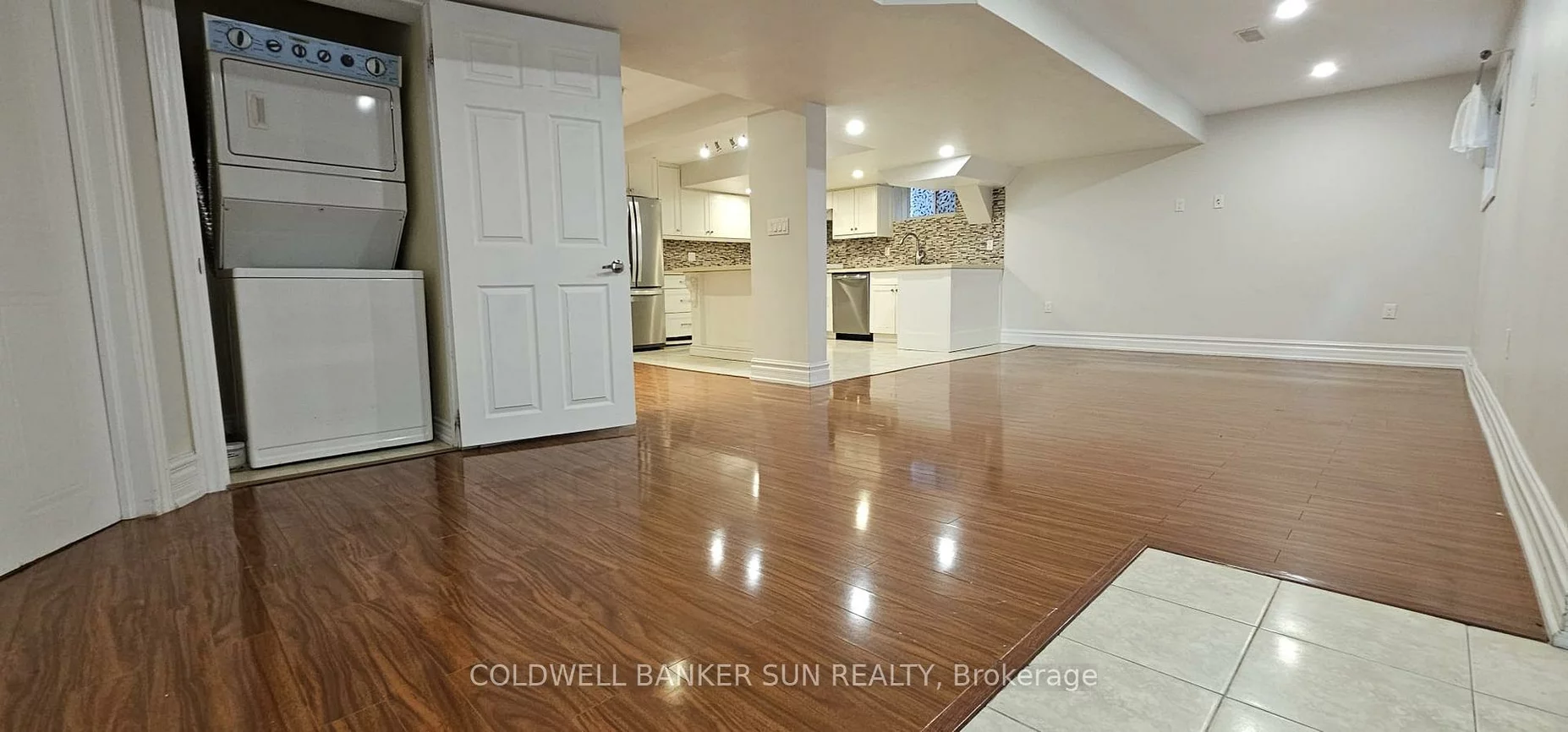 44, Skywood, Jefferson, Richmond Hill
