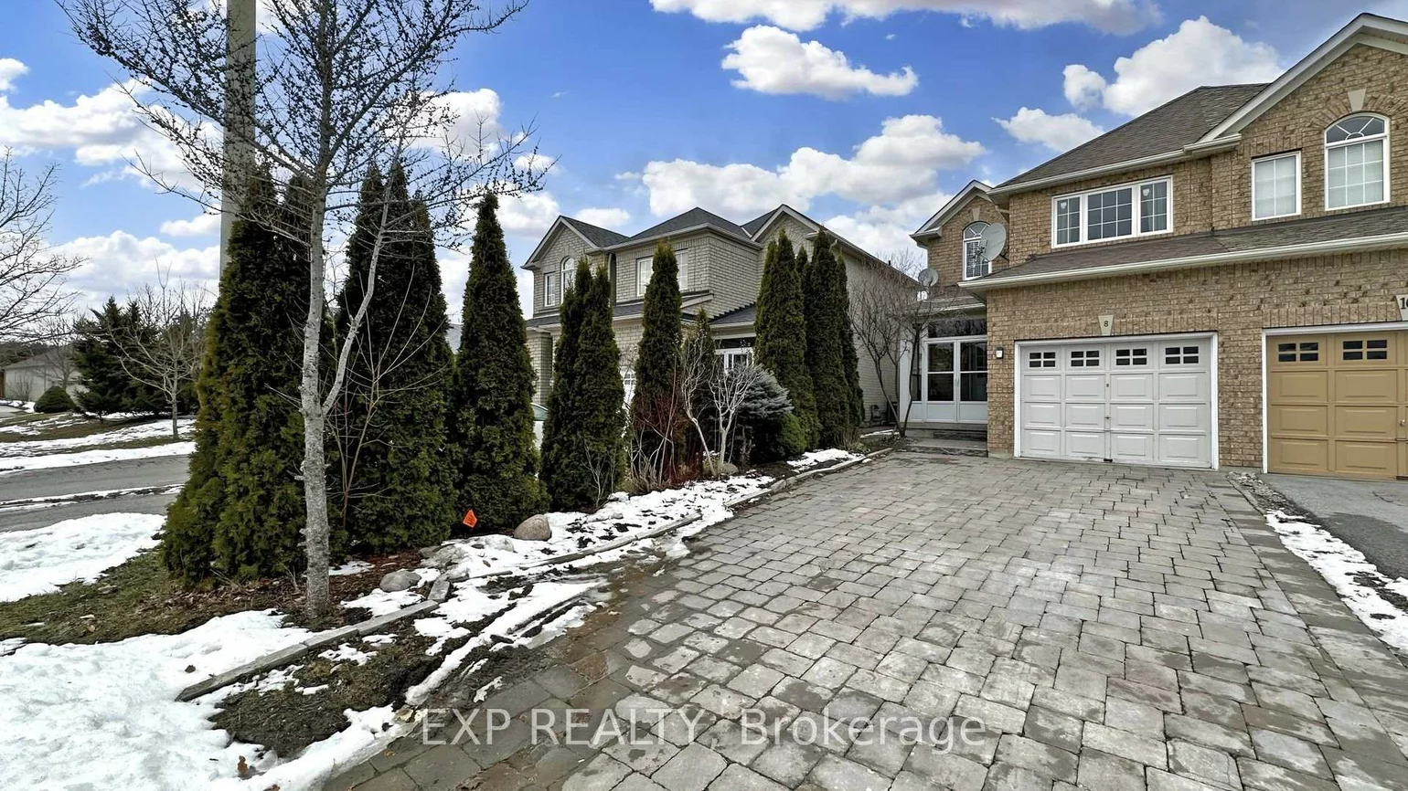 8, Hacienda, Oak Ridges Lake Wilcox, Richmond Hill