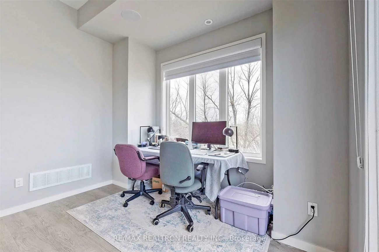 76, Genuine, Doncrest, Richmond Hill