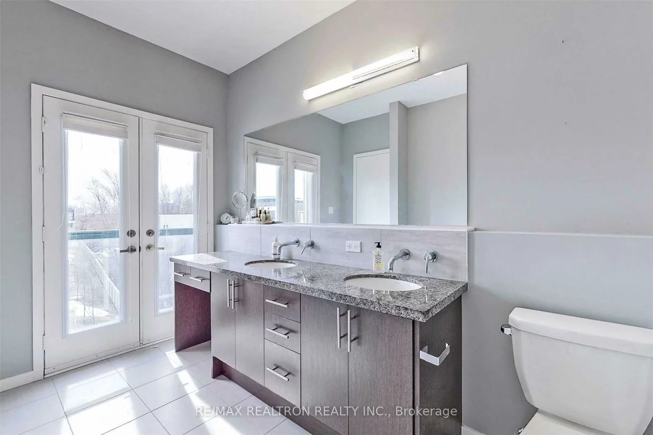 76, Genuine, Doncrest, Richmond Hill