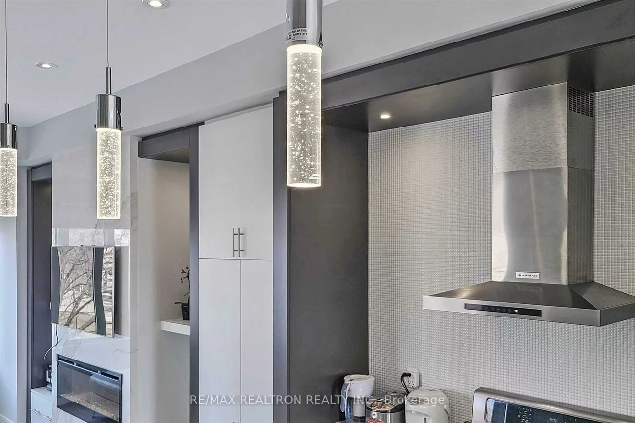 76, Genuine, Doncrest, Richmond Hill