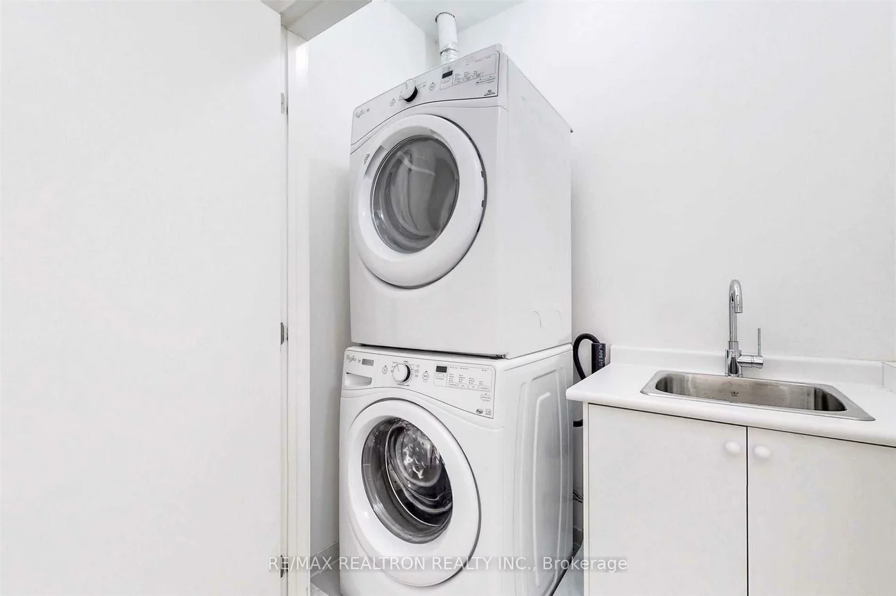 76, Genuine, Doncrest, Richmond Hill