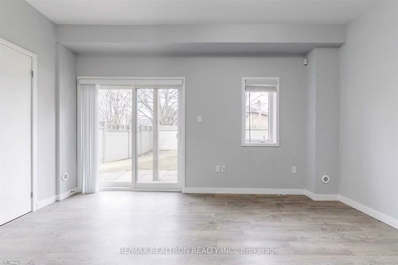76, Genuine, Doncrest, Richmond Hill