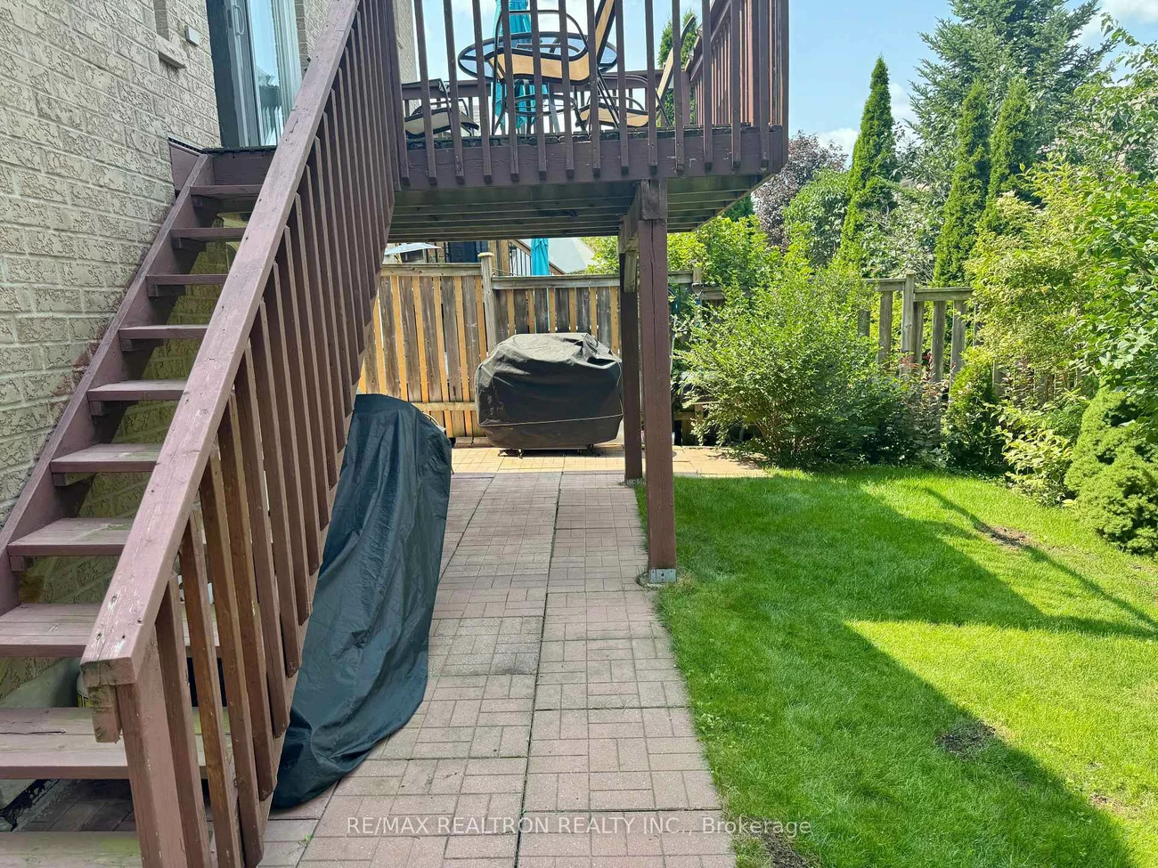 11, Hubner, Oak Ridges, Richmond Hill