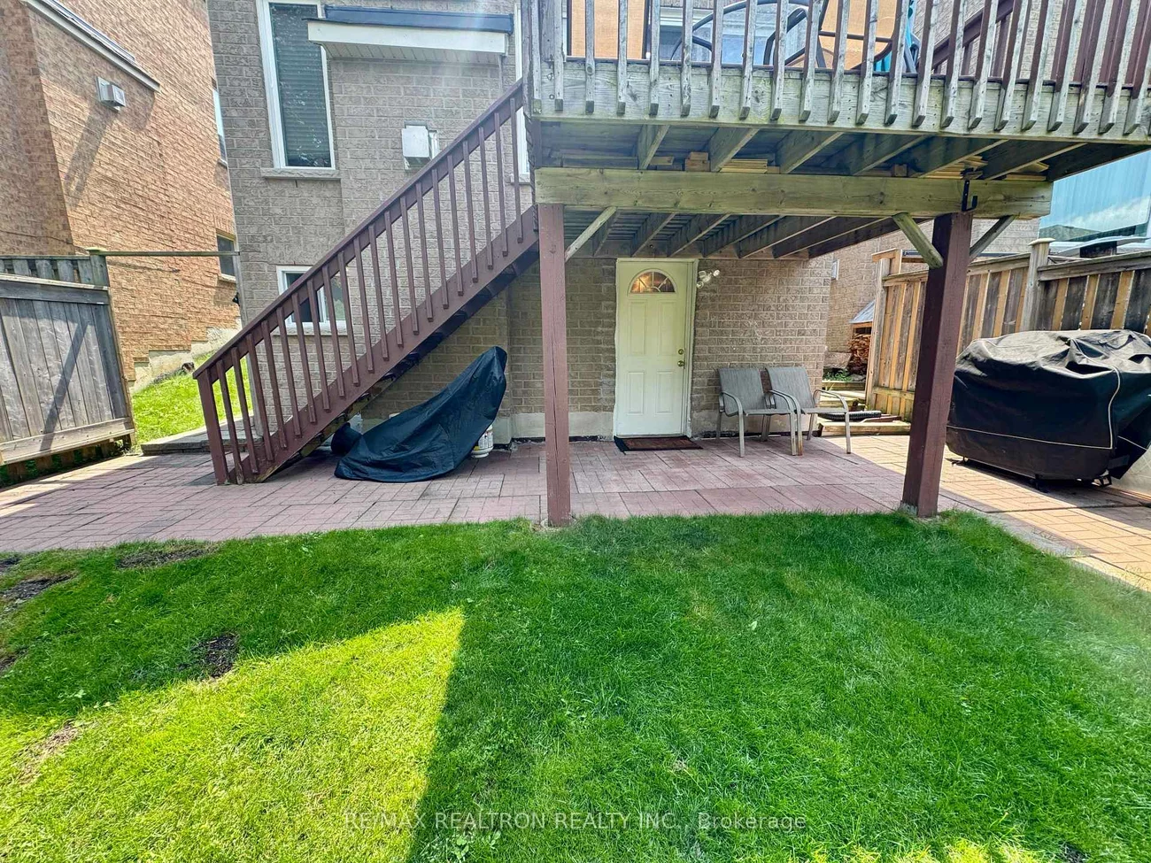 11, Hubner, Oak Ridges, Richmond Hill