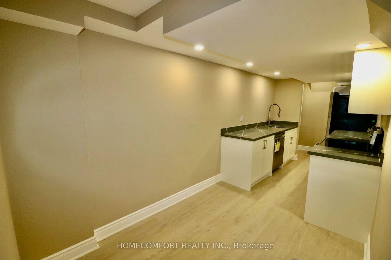 126, Gamble Glen, Westbrook, Richmond Hill