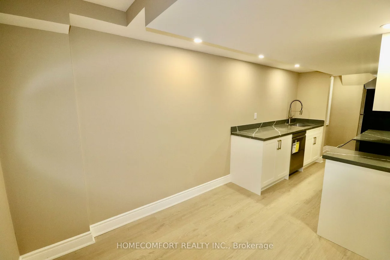126, Gamble Glen, Westbrook, Richmond Hill