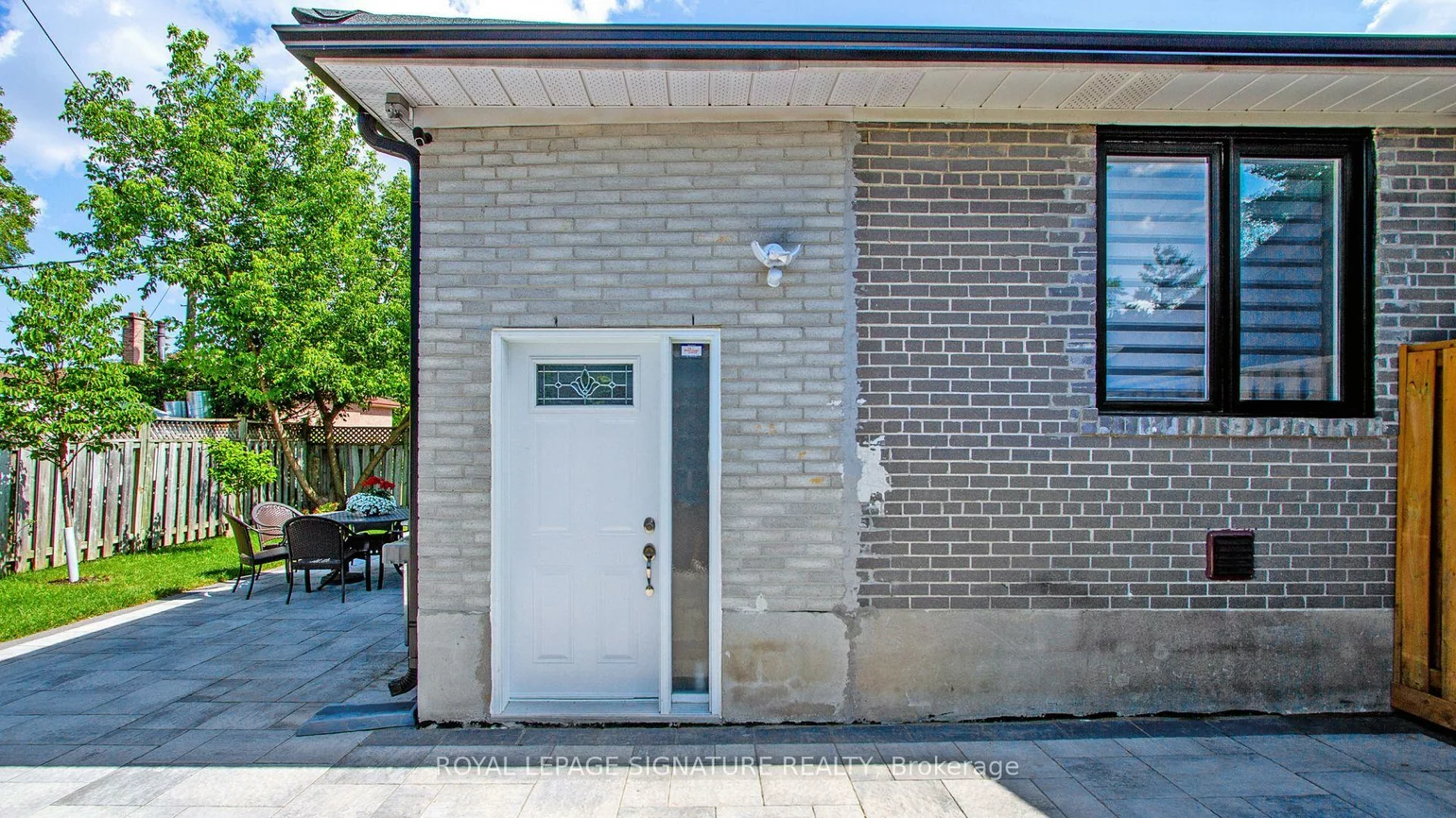 211, Maple, Harding, Richmond Hill