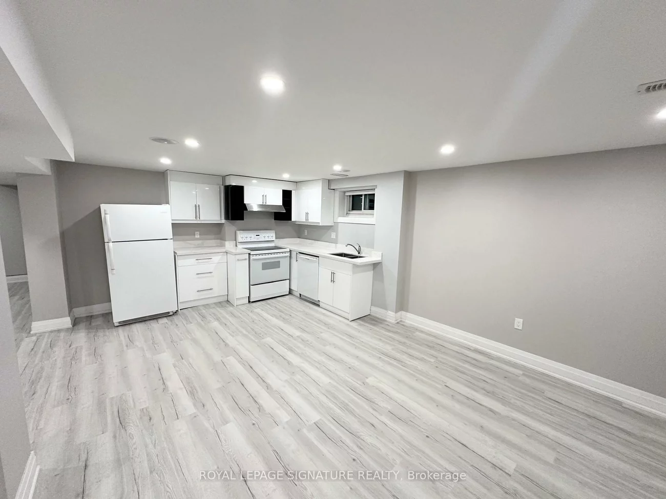 211, Maple, Harding, Richmond Hill