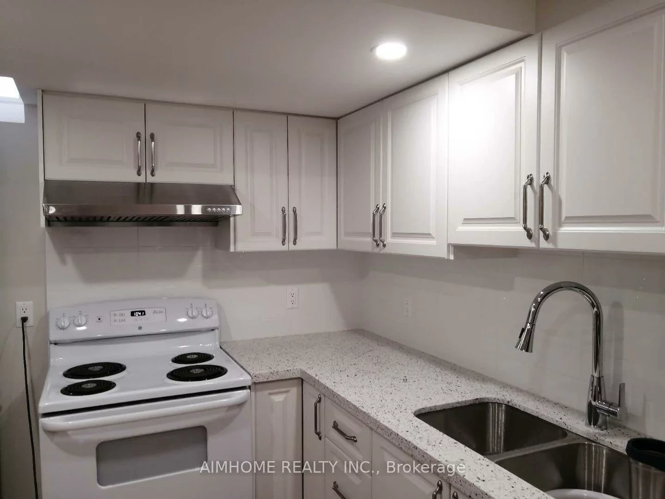 22, Quetico, Langstaff, Richmond Hill