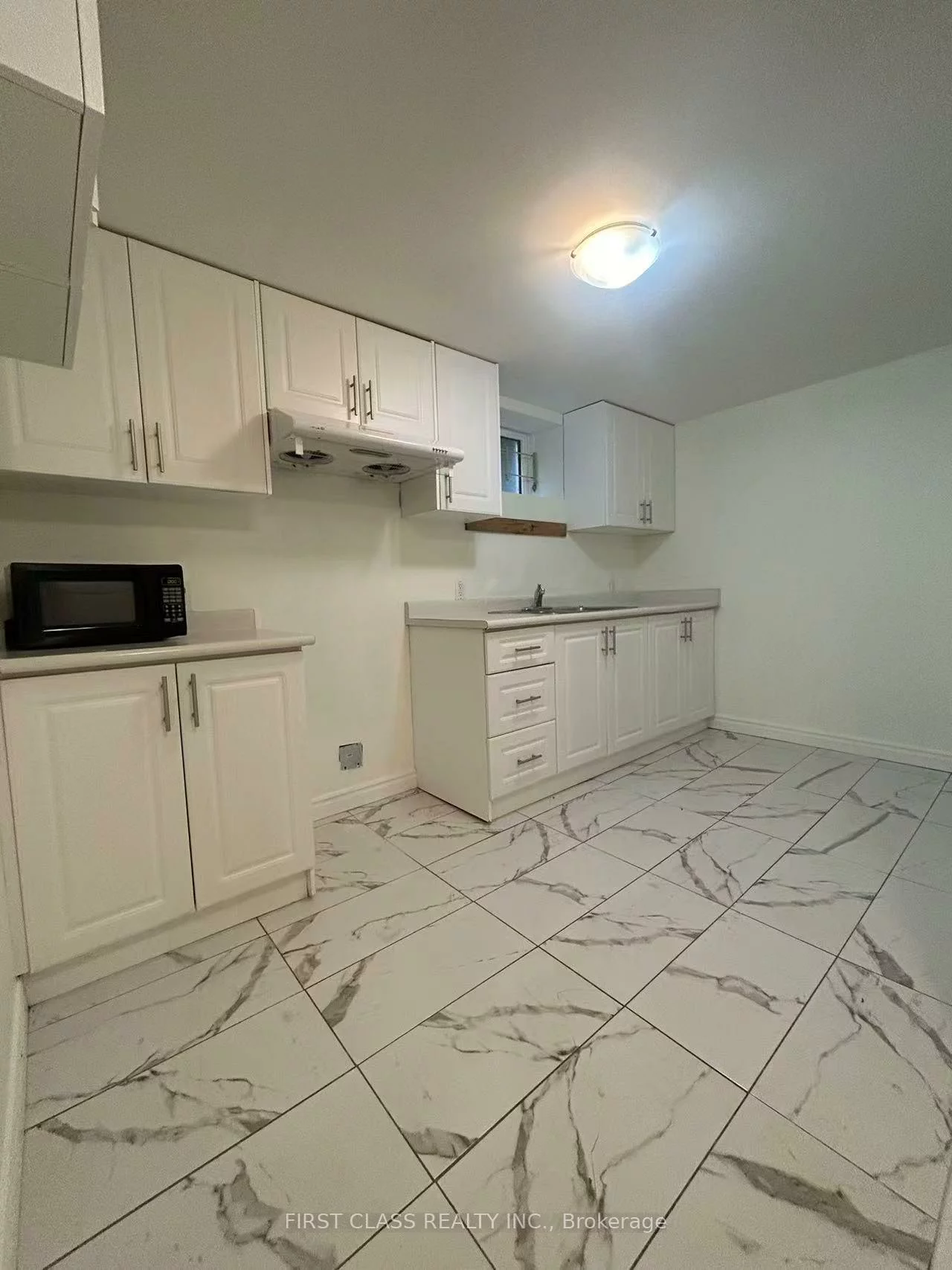 448, Elmwood, Harding, Richmond Hill