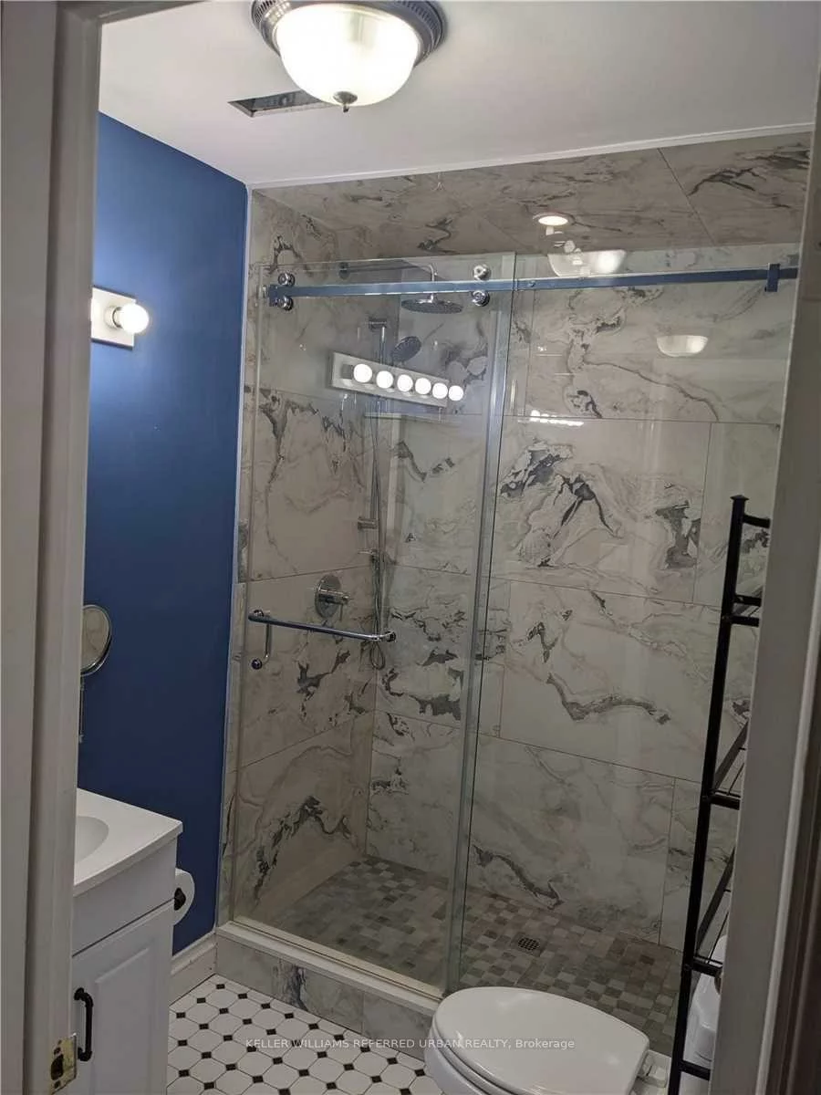 132, Old Surrey, South Richvale, Richmond Hill