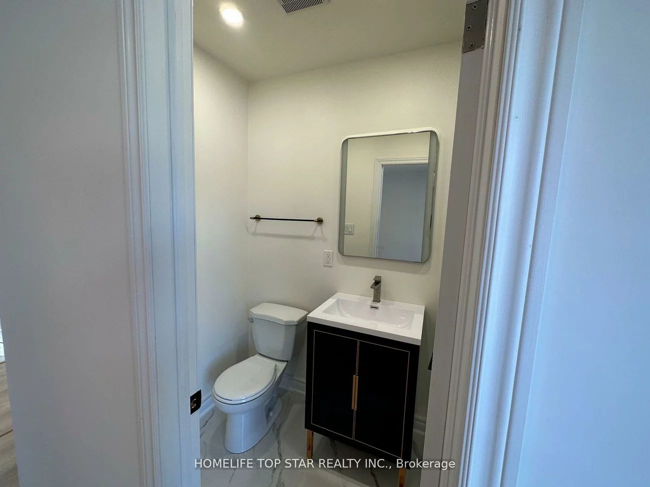 38, Cartier, Crosby, Richmond Hill