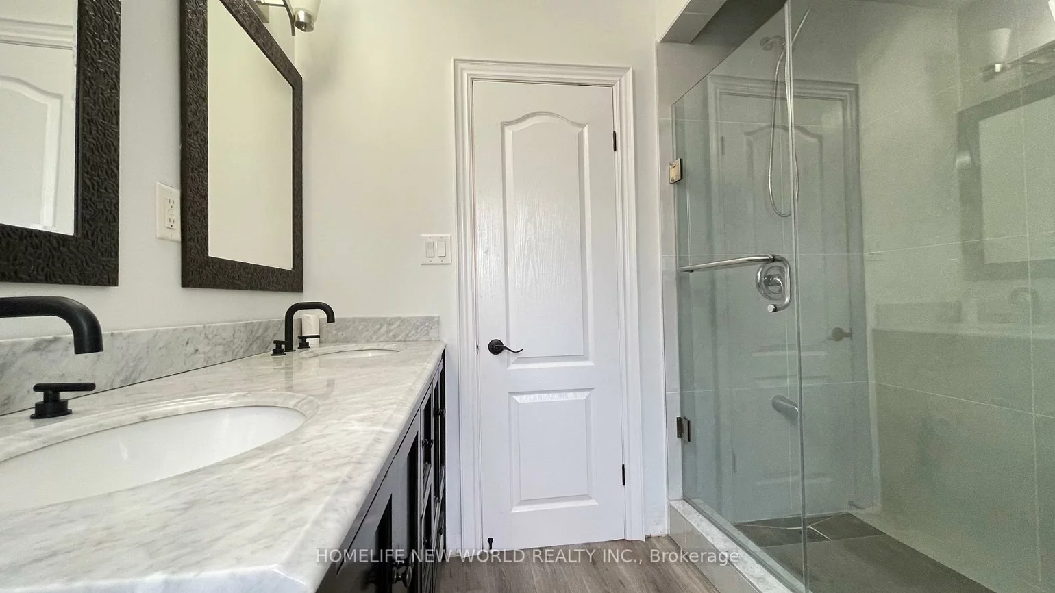 100, Pugsley, Crosby, Richmond Hill