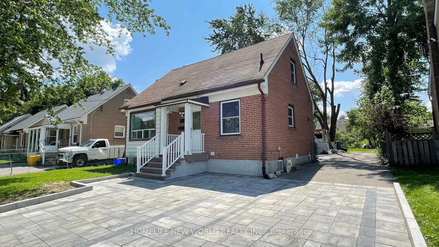 100, Pugsley, Crosby, Richmond Hill