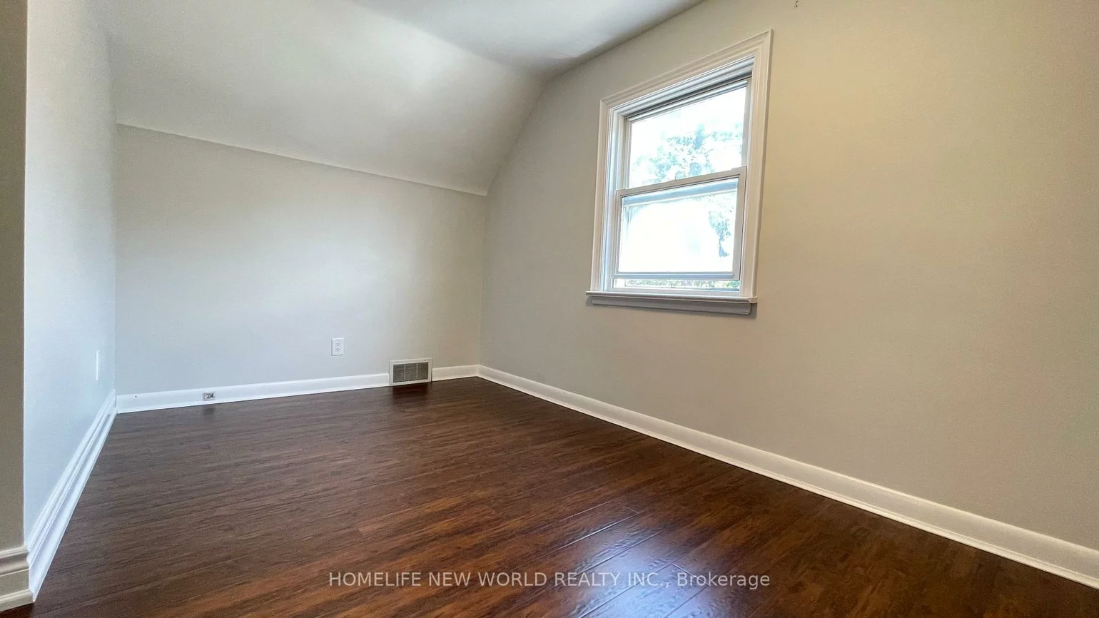 100, Pugsley, Crosby, Richmond Hill