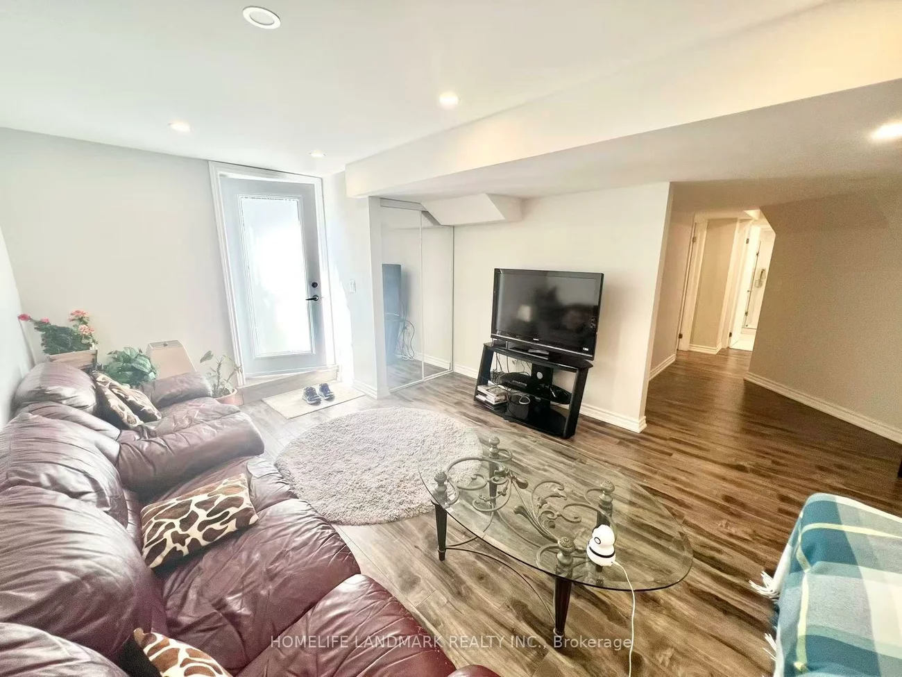 18, Fountain, Rouge Woods, Richmond Hill