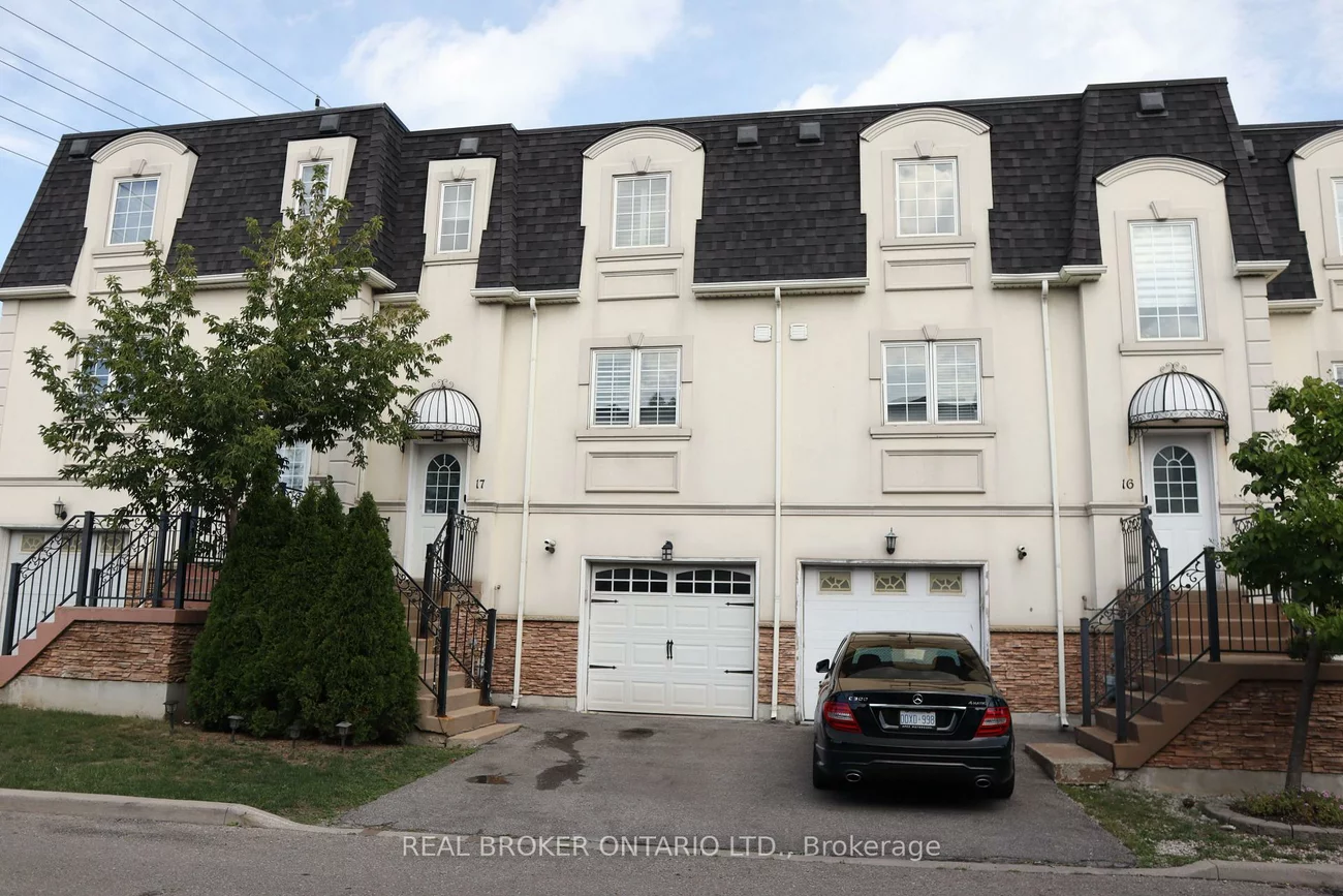 215, 16th, Langstaff, Richmond Hill