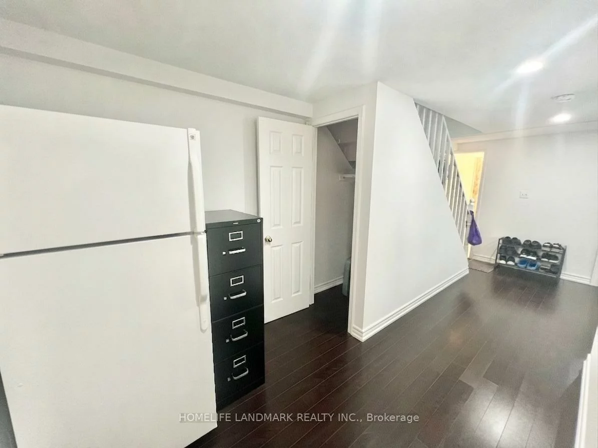 8, Baffin, Langstaff, Richmond Hill