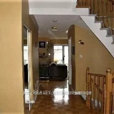 215, Shirley, Rouge Woods, Richmond Hill