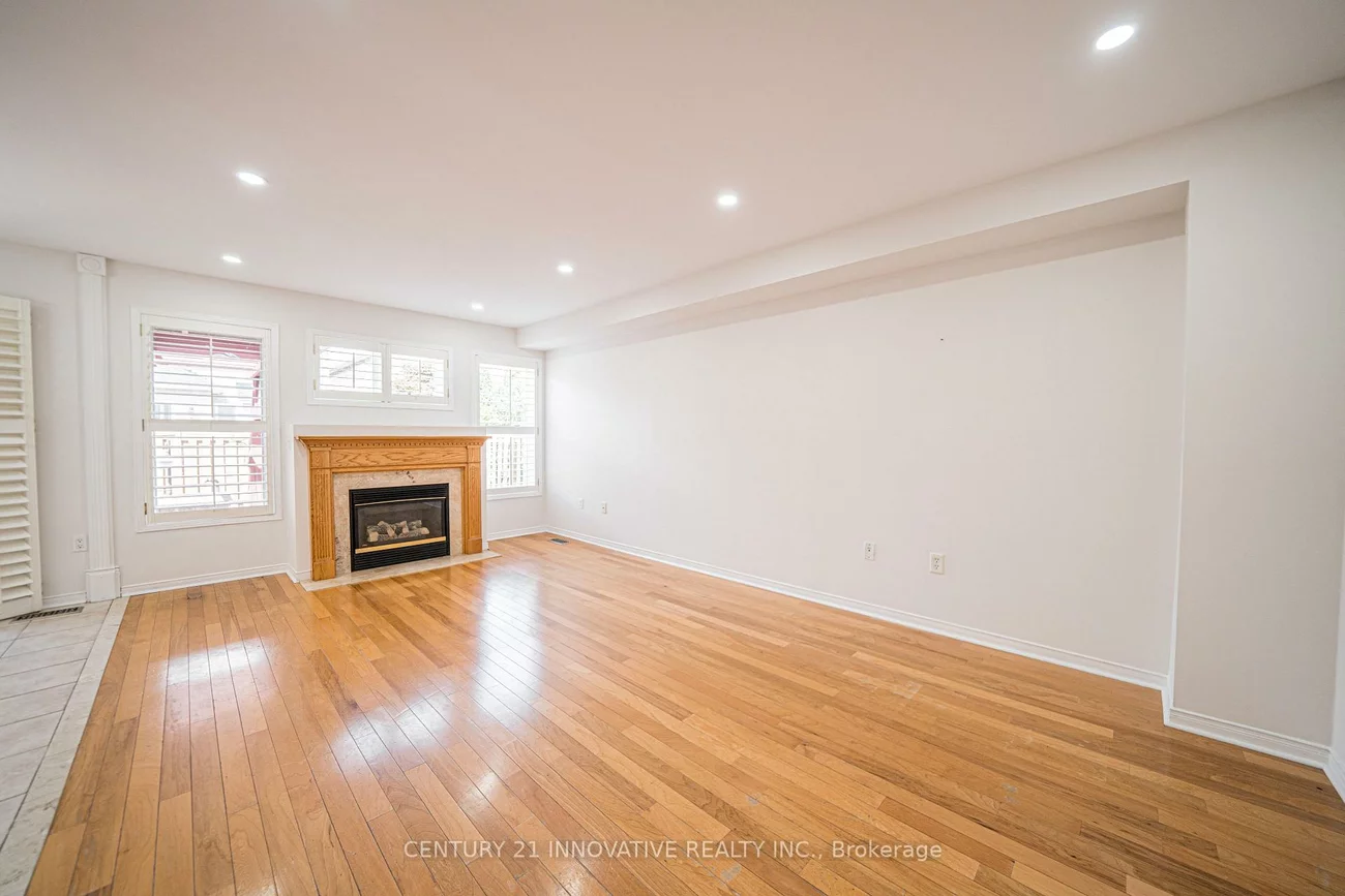 117, Raintree, Oak Ridges, Richmond Hill