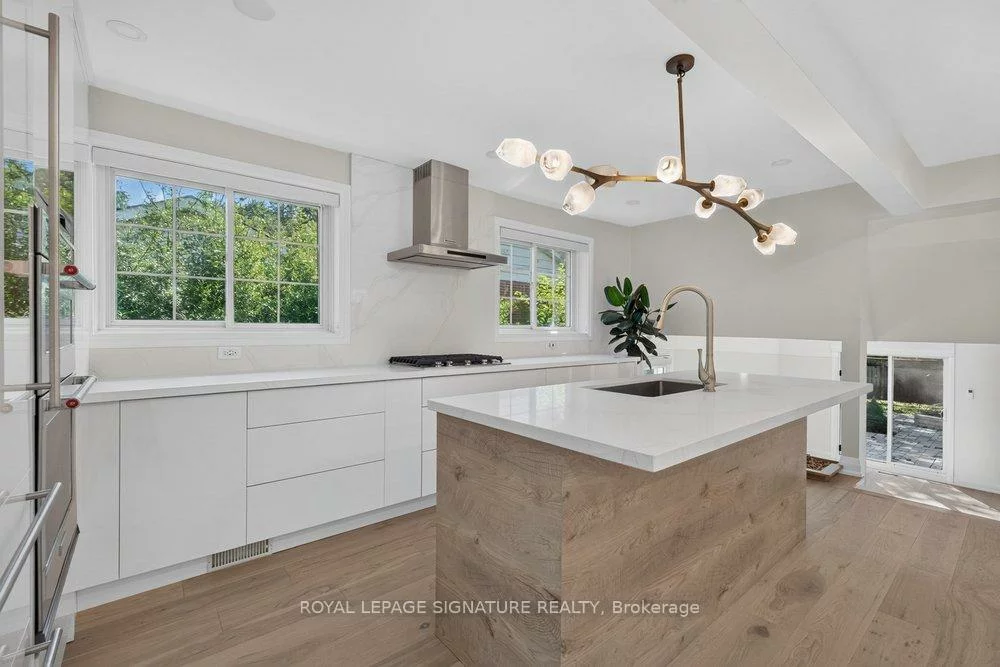 242, Altamira, Mill Pond, Richmond Hill