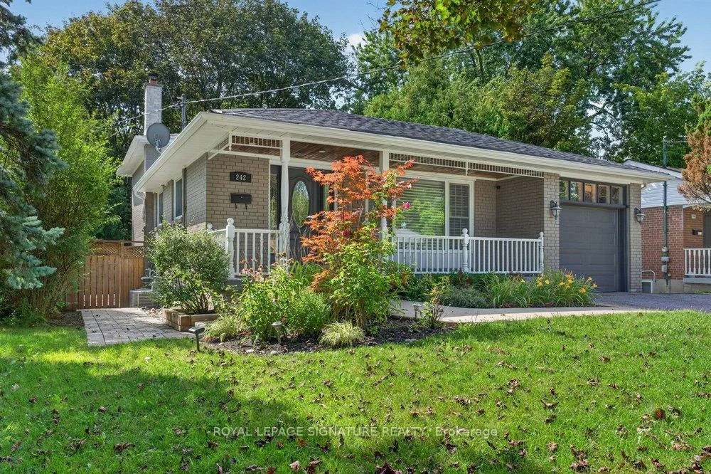 242, Altamira, Mill Pond, Richmond Hill
